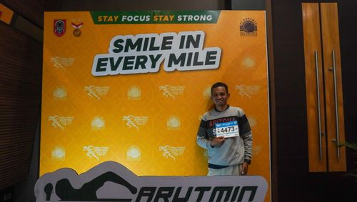 Race photo from Arutmin Borneo Run 2024