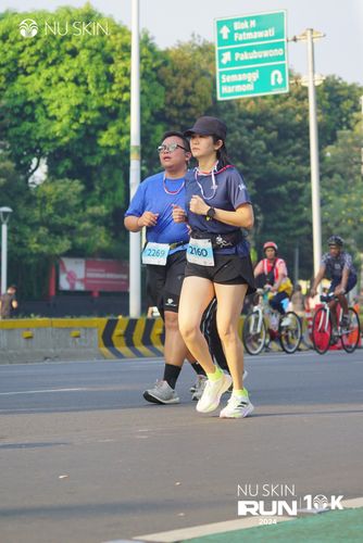 Race photo from Nu Skin Run 10K