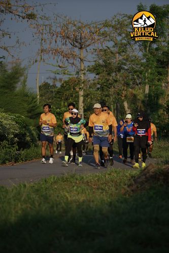 Race photo from Kelud Vertical Challenge 2024