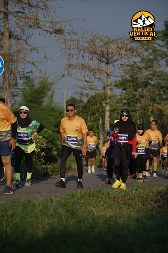 Race photo from Kelud Vertical Challenge 2024
