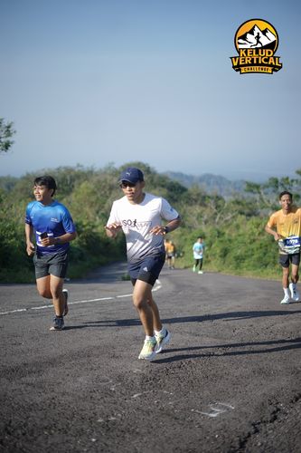 Race photo from Kelud Vertical Challenge 2024
