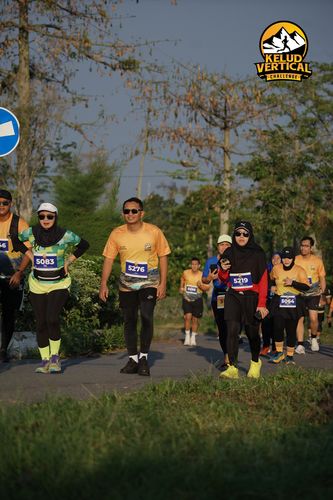 Race photo from Kelud Vertical Challenge 2024