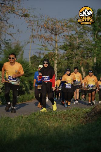 Race photo from Kelud Vertical Challenge 2024