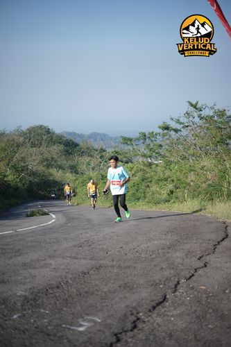 Race photo from Kelud Vertical Challenge 2024