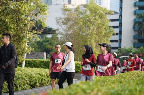 Race photo from Assurance Fun Run 2024