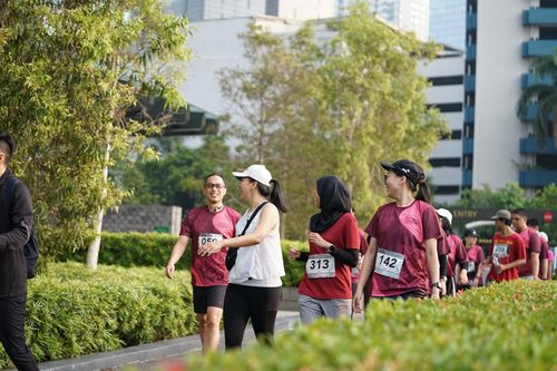 Race photo from Assurance Fun Run 2024