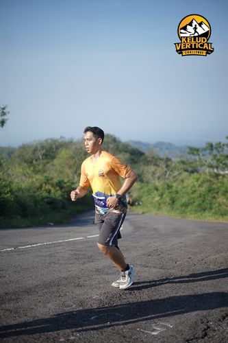 Race photo from Kelud Vertical Challenge 2024
