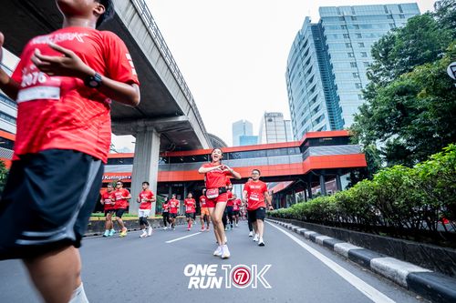 Race photo from ONE RUN 10K 2025