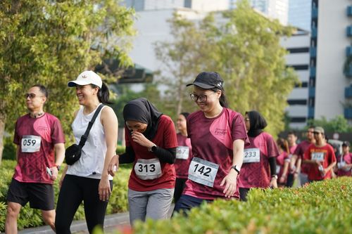 Race photo from Assurance Fun Run 2024