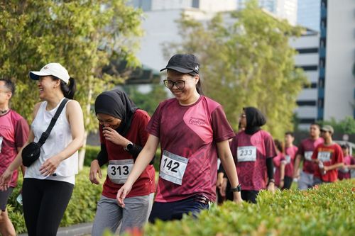 Race photo from Assurance Fun Run 2024