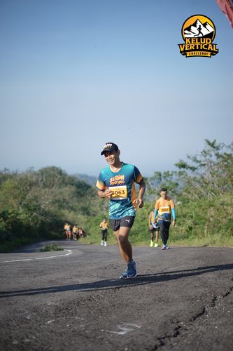 Race photo from Kelud Vertical Challenge 2024