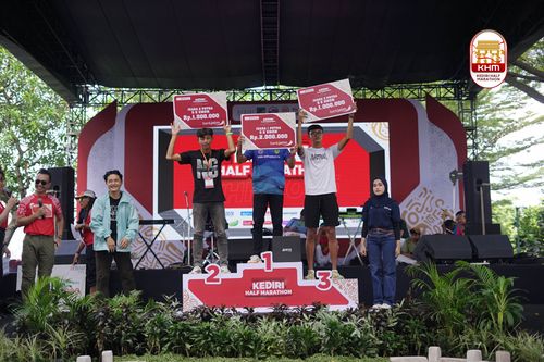 Race photo from Kediri Half Marathon 2025