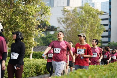 Race photo from Assurance Fun Run 2024