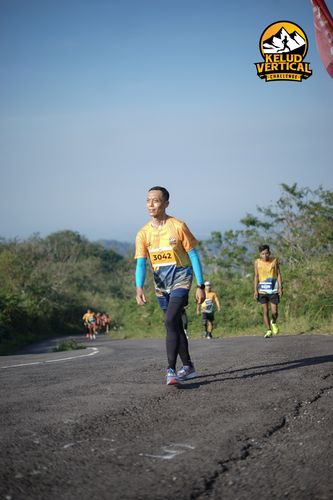 Race photo from Kelud Vertical Challenge 2024