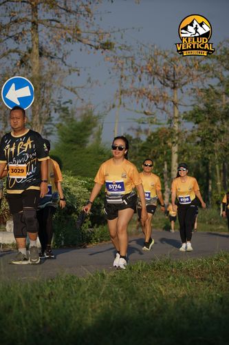 Race photo from Kelud Vertical Challenge 2024