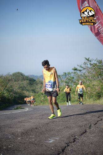 Race photo from Kelud Vertical Challenge 2024