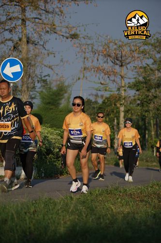 Race photo from Kelud Vertical Challenge 2024