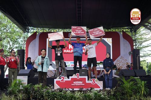 Race photo from Kediri Half Marathon 2025