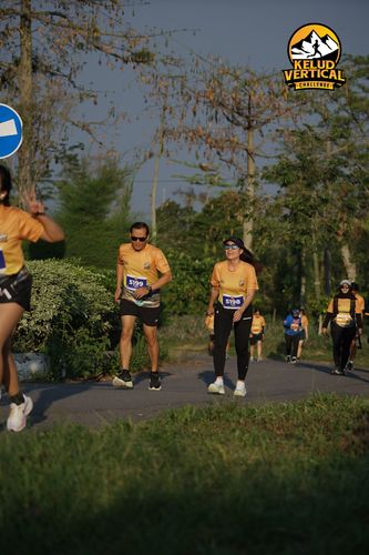 Race photo from Kelud Vertical Challenge 2024