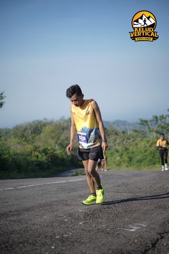 Race photo from Kelud Vertical Challenge 2024