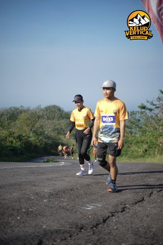 Race photo from Kelud Vertical Challenge 2024