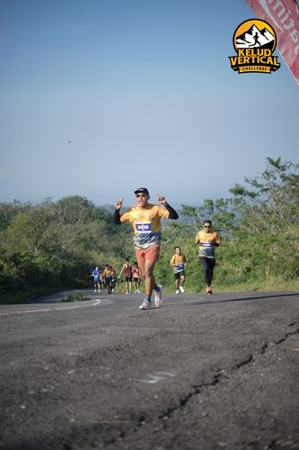 Race photo from Kelud Vertical Challenge 2024