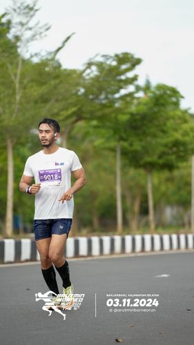 Race photo from Arutmin Borneo Run 2024
