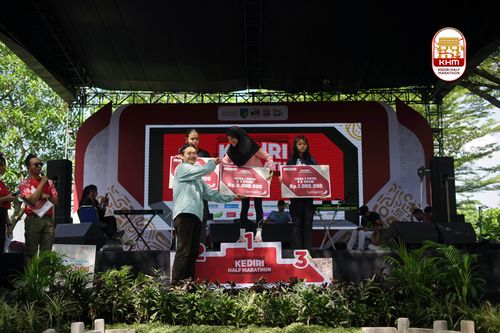 Race photo from Kediri Half Marathon 2025