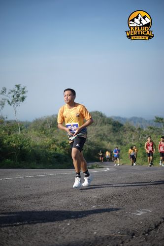 Race photo from Kelud Vertical Challenge 2024