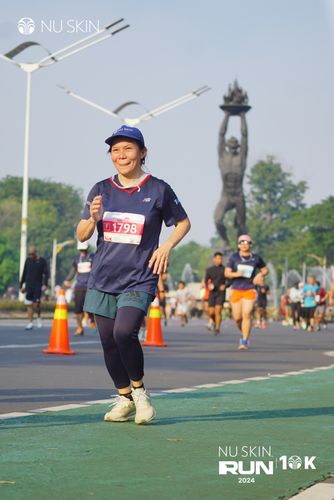 Race photo from Nu Skin Run 10K