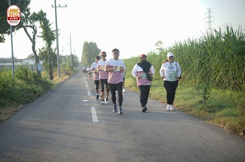 Race photo from Kediri Half Marathon 2024