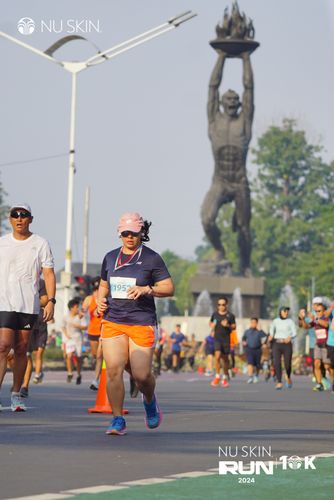 Race photo from Nu Skin Run 10K