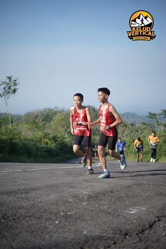 Race photo from Kelud Vertical Challenge 2024