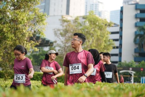 Race photo from Assurance Fun Run 2024