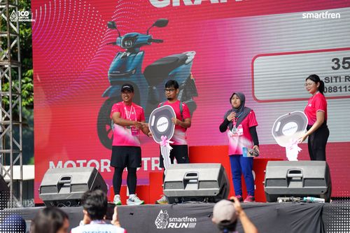 Race photo from Smartfren Run 2025 