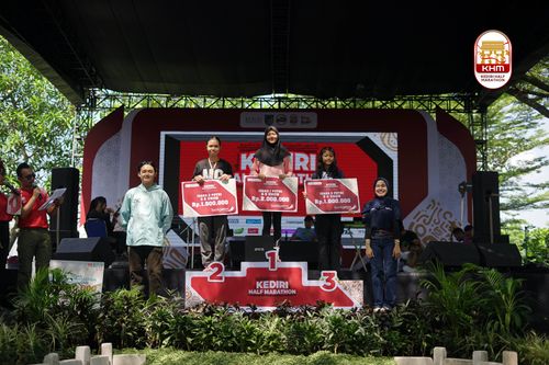 Race photo from Kediri Half Marathon 2025