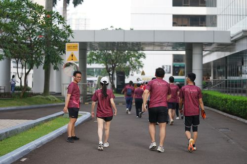 Race photo from Assurance Fun Run 2024