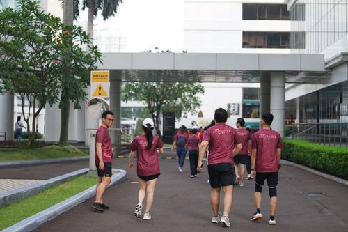 Race photo from Assurance Fun Run 2024