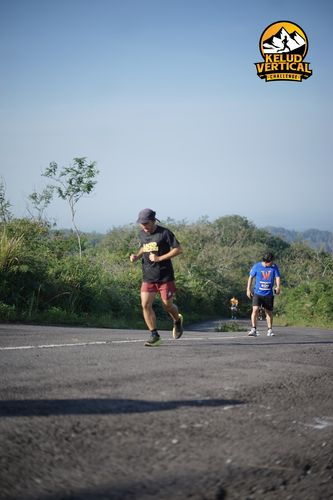 Race photo from Kelud Vertical Challenge 2024