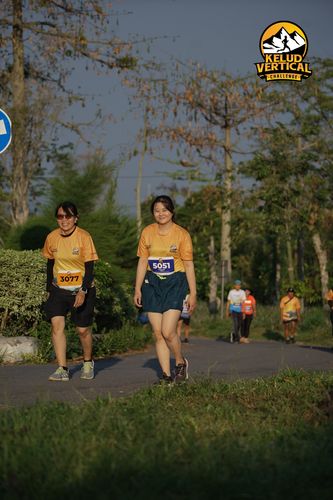 Race photo from Kelud Vertical Challenge 2024