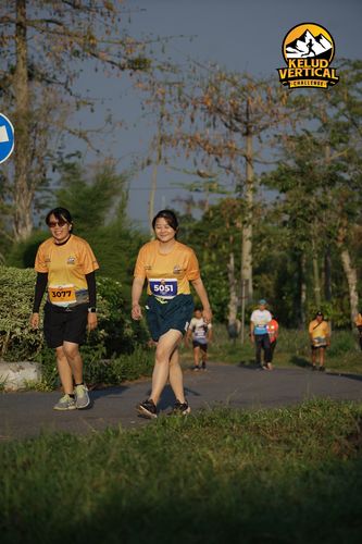 Race photo from Kelud Vertical Challenge 2024