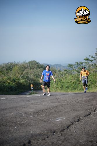 Race photo from Kelud Vertical Challenge 2024