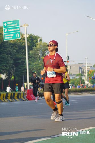 Race photo from Nu Skin Run 10K