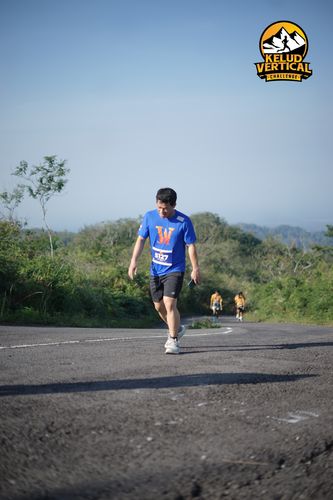 Race photo from Kelud Vertical Challenge 2024