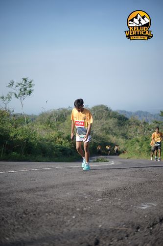 Race photo from Kelud Vertical Challenge 2024