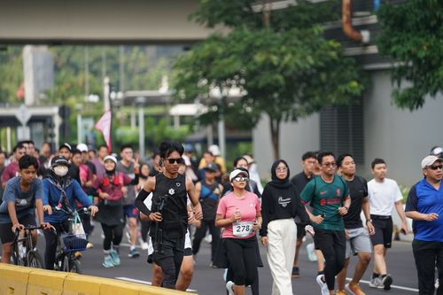 Race photo from Assurance Fun Run 2024