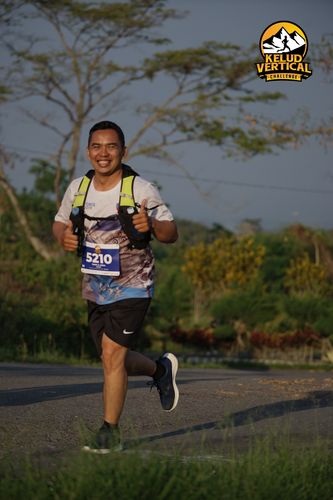Race photo from Kelud Vertical Challenge 2024