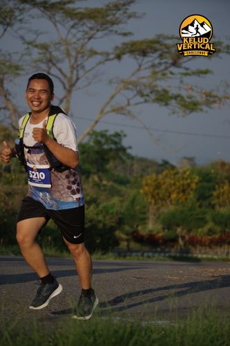 Race photo from Kelud Vertical Challenge 2024