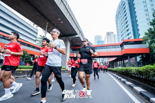 Race photo from ONE RUN 10K 2025