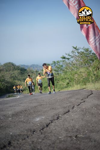 Race photo from Kelud Vertical Challenge 2024